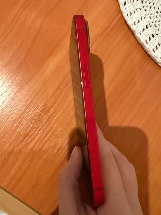 iPhone 13 много добро състояние