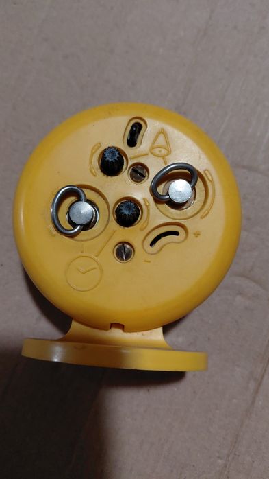 Стари  часовници. Будилник.