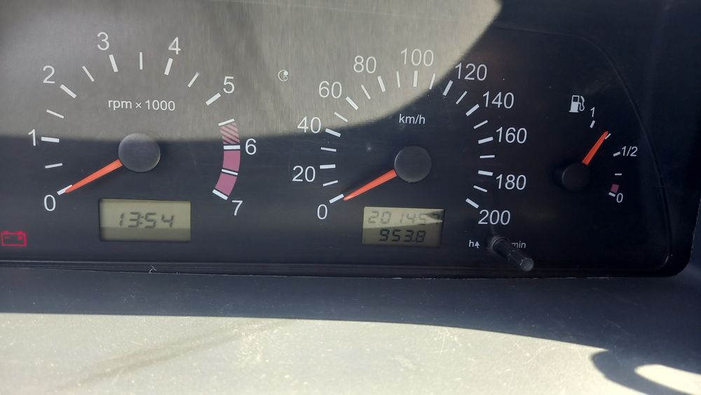 Автомобиль Ваз 2115 продам