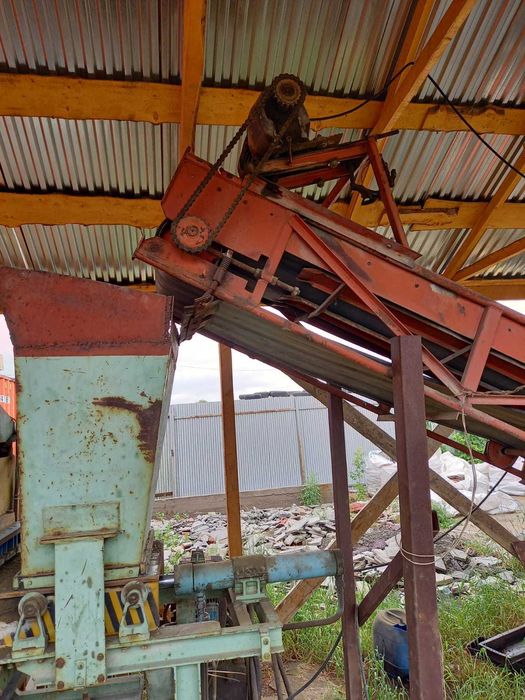 Вибропресс для производства брусчатки