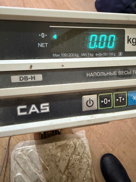 Весы напольные CAS