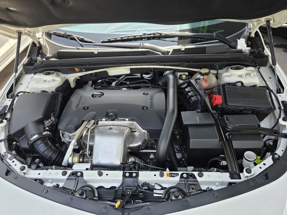 Chevrolet Malibu 2    2.0 turbo