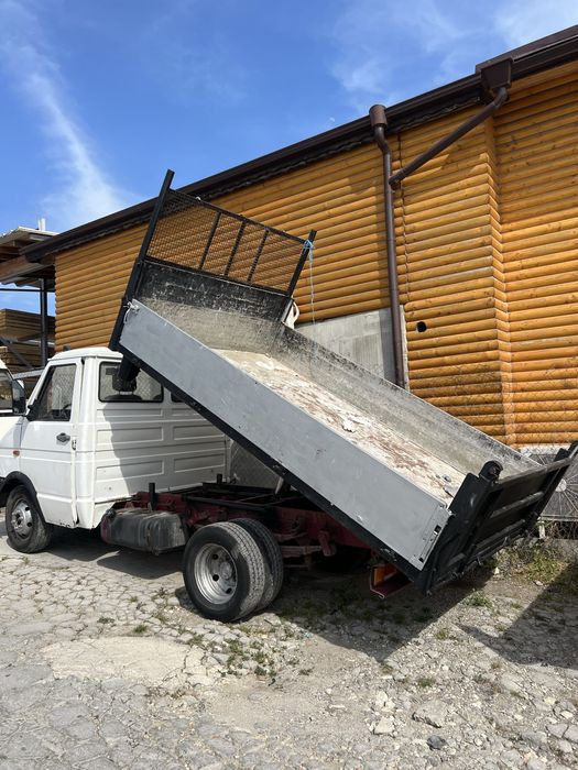 Транспортни услуги с самосвал и бус(хамалски услуги)