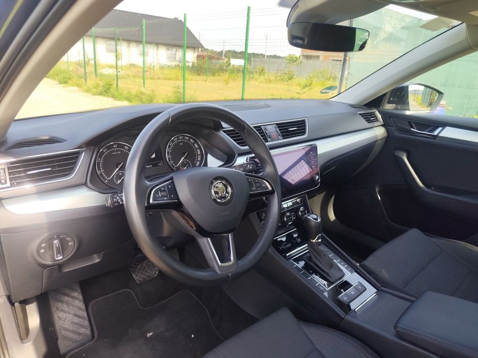 SKODA Superb 2019 — imagine 4