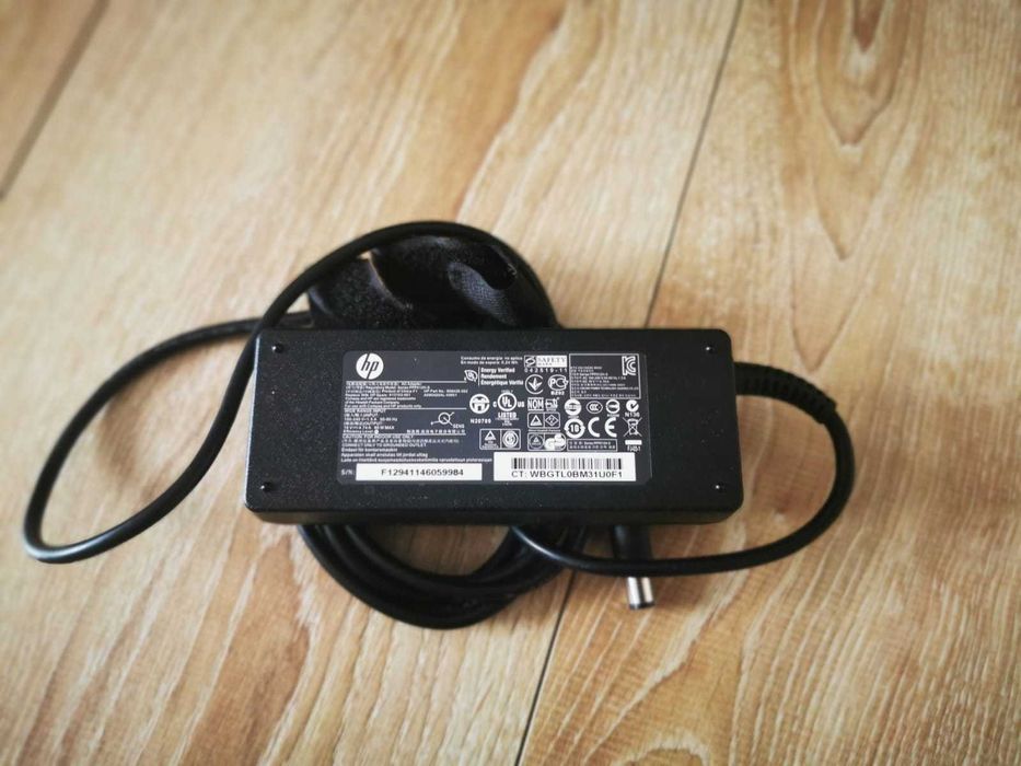 Incarcator HP 90W