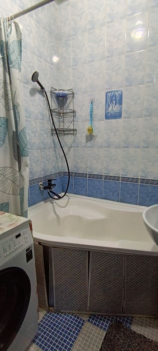 Чилонзор, 8-квартал. 1/2 хонали тоза ва барча шароитли квартира