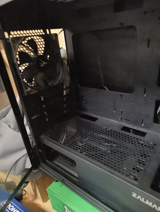 Корпус Zalman Z1 Iceberg