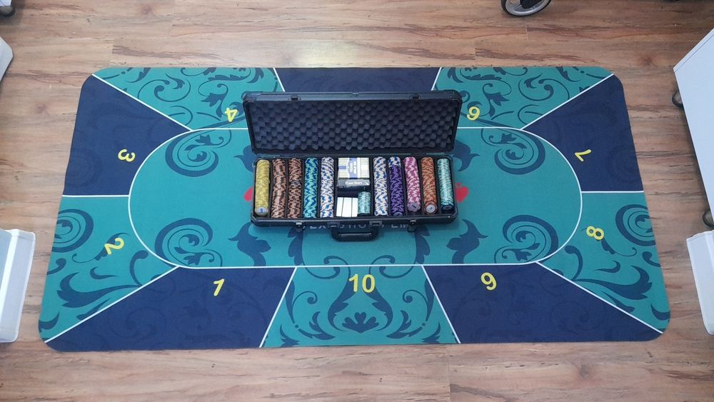 Poker komplekt sotiladi !