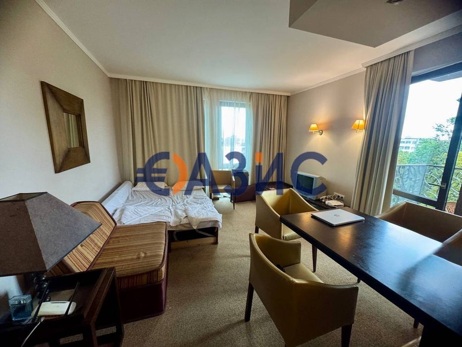 Продава се Двустаен апартамент в к.к. Слънчев бряг - 78 кв.м за 615 €/кв.м - Снимка #3