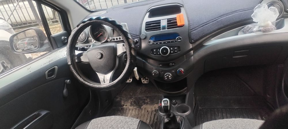 spark sotiladi 1 pozitsa