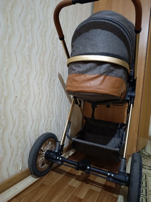 Коляска продается!