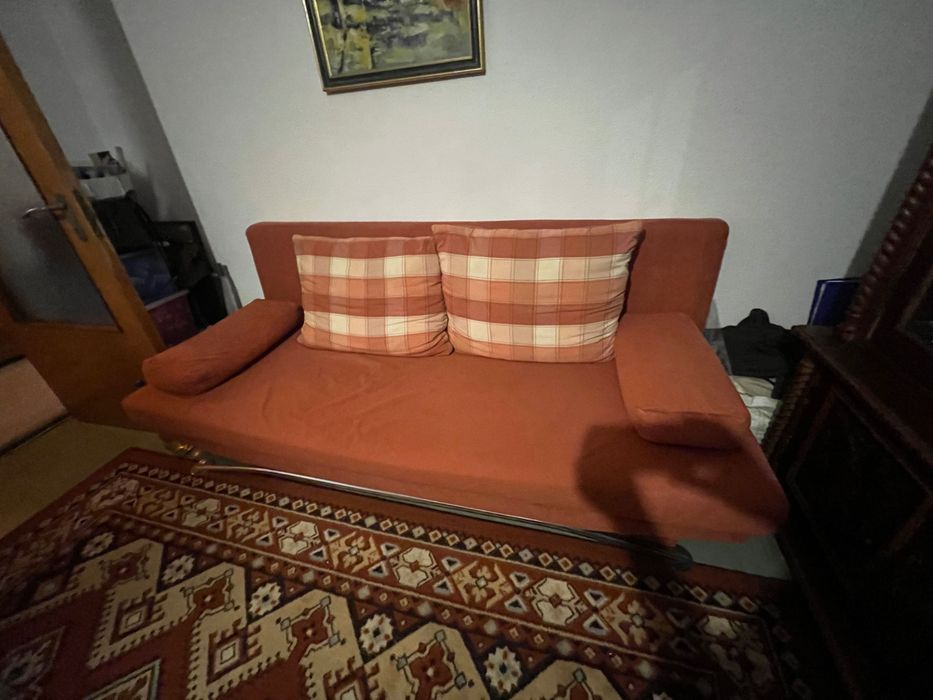 Canapea extensibila ,