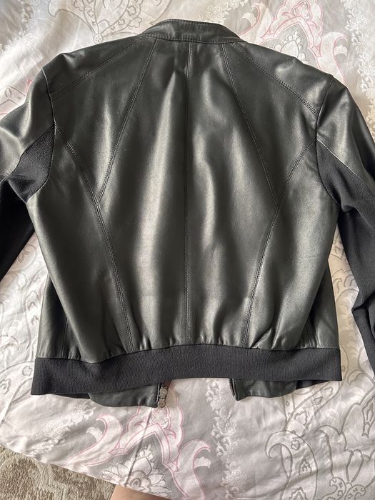 Кожанная куртка BEBE
