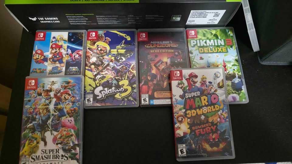 Nintendo Switch пълен комплект + 6 топ игри, калъф и Pro контролер