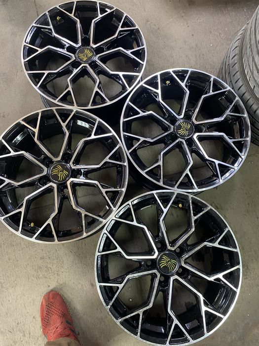 На 17  5/114,3. 4 шт в нал