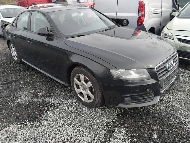 Dezmembrez Audi A4 B8 an 2010 Motor 2.0 TFSI CDNC Automat