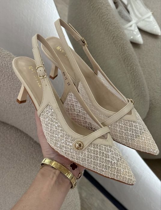 Туфли новые.  Срочно 36/37 подойдет