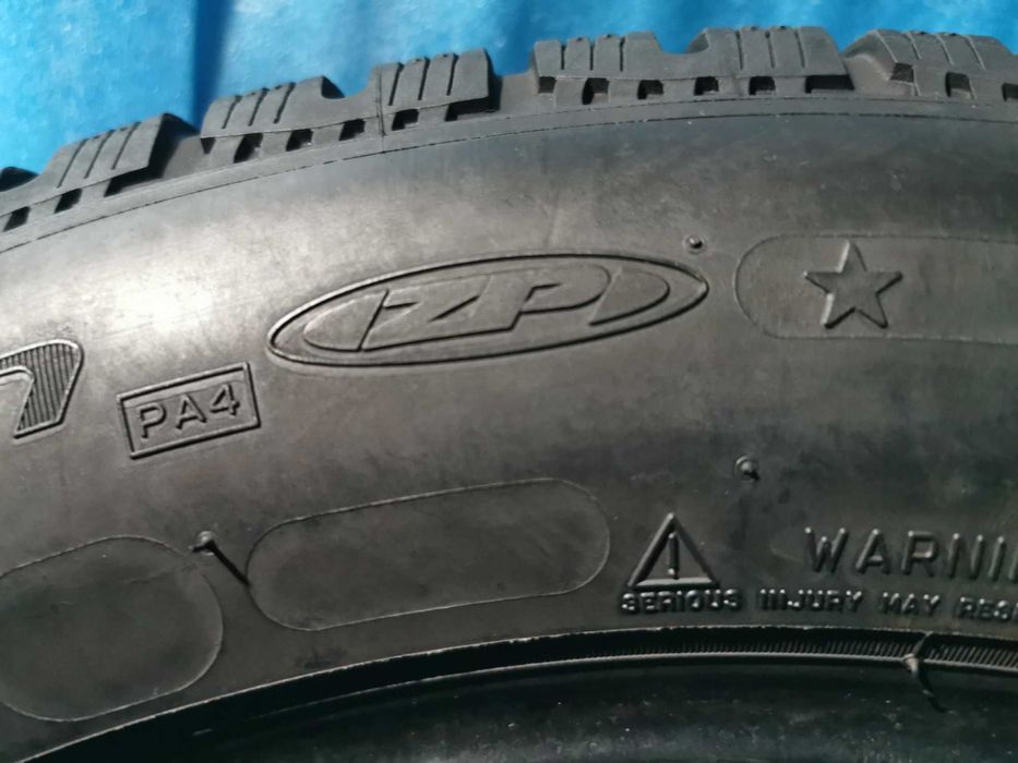 225/55 R17 michelin runflat m+s 4 bucati