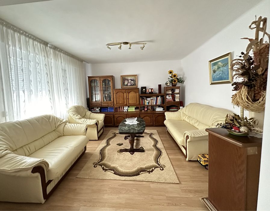 Vand casa zona Beliu, judetul Arad