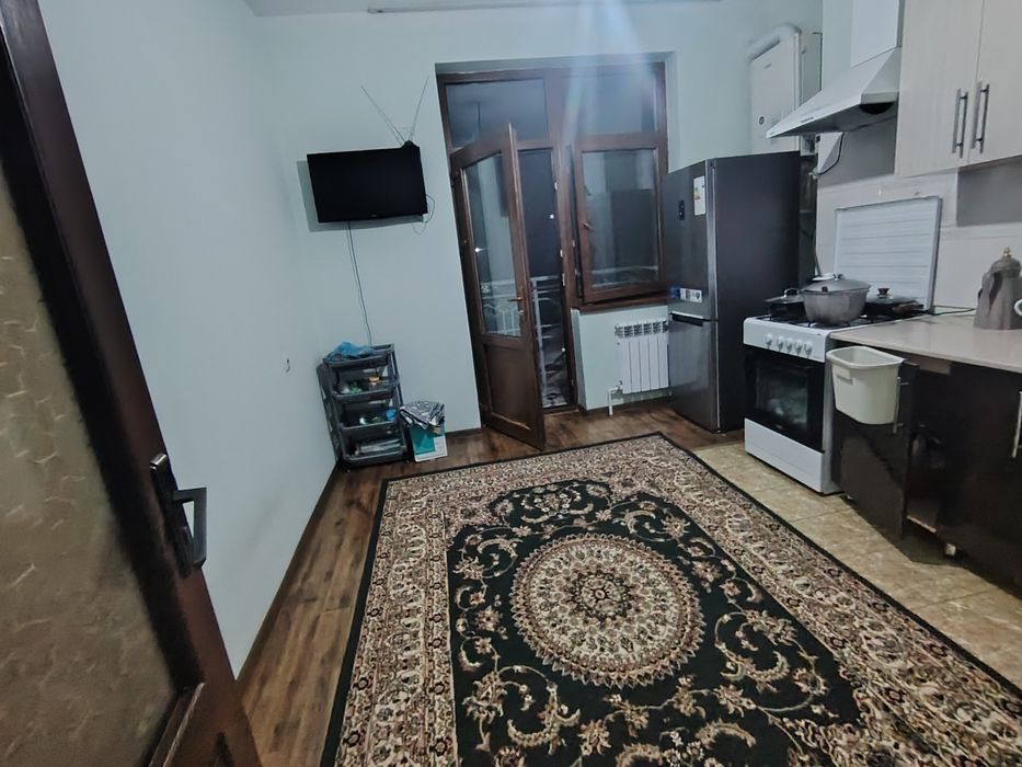 Termiz 3 xonali kvartira sotiladi