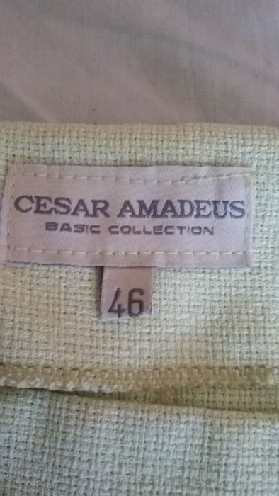 продавам дамски костюм в 3 части