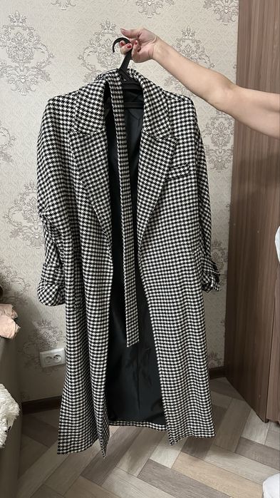 Продам женское пальто