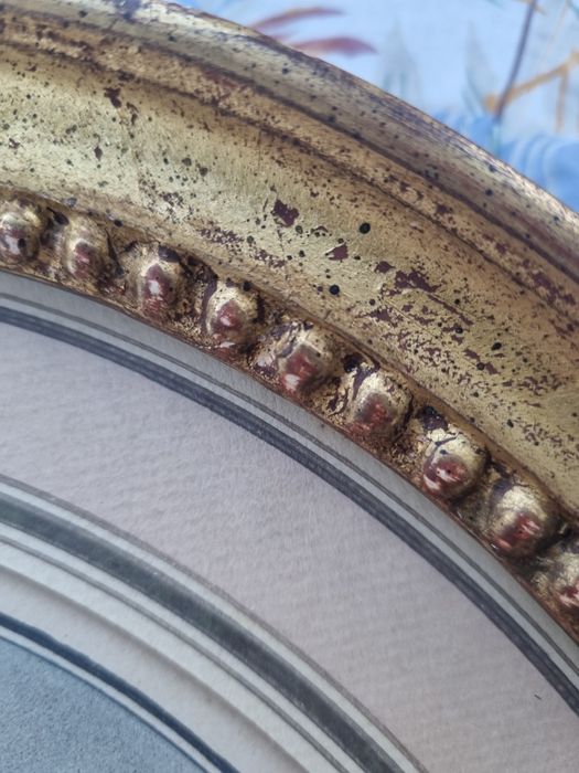 Tablou vintage rotund – gravură după Fragonard, ramă aurie eleg