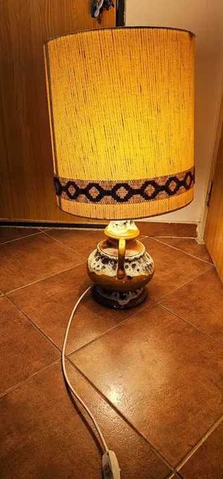 lampadar veioza veche interbelica de masa sau podea