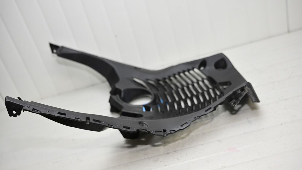 Carena Grila Aer Radiator Fata Yamaha X-MAX 125 / 300 2023 - 2026