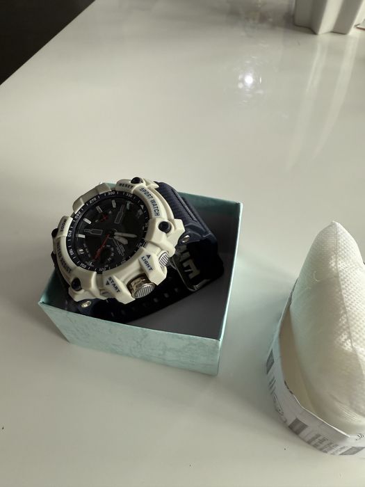 Ceas sport de vanzare