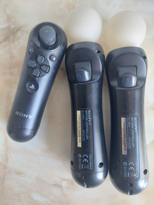 [PS3] Vând două Motion + un Navigation controller pentru PlayStation 3