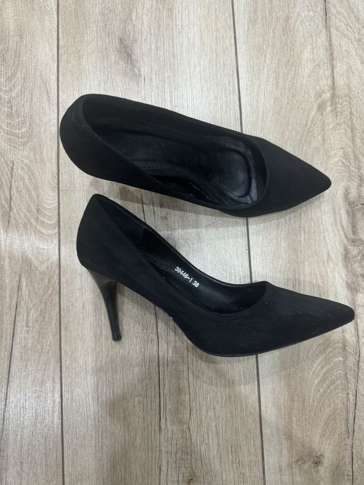 Черные туфли женские
