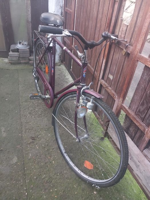 Vând/Schimb cu baloti lucernă bicicletă bărbătească!