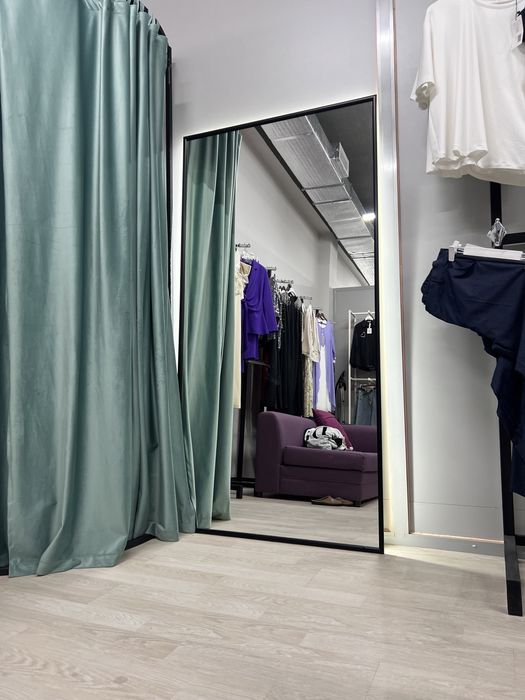 Зеркало для бутика