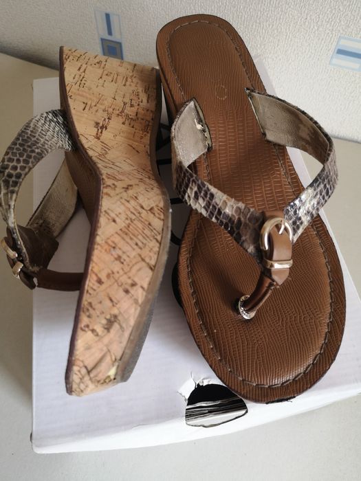 Шлёпанцы на платформе Aldo