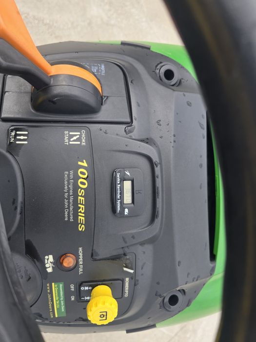 Tractoras John Deere X 155R