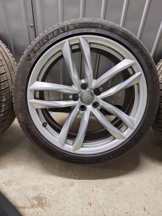 Vând jante Audi R20 OEM