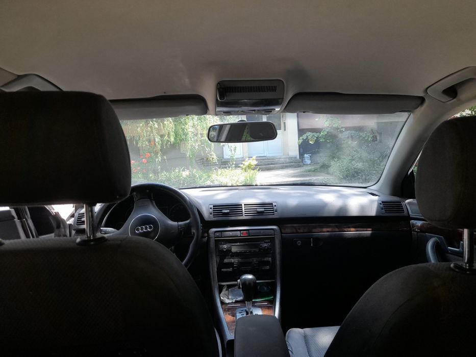 Ауди а4 б6 1,9 TDI  131 к.с автоматик