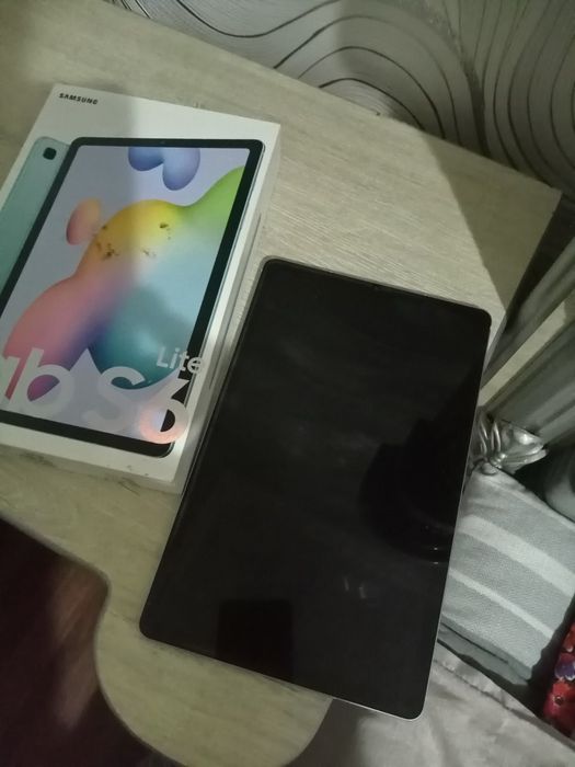 Samsung Tab Lite S6 планшет сотилади.