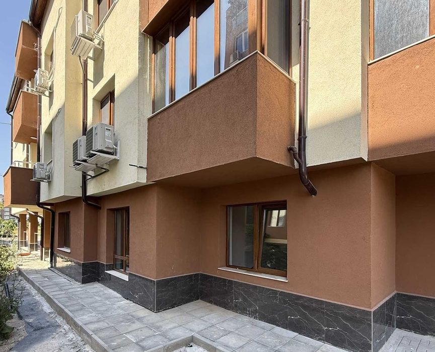 продавам две жилища в квартала овча купел до парк кукуряк