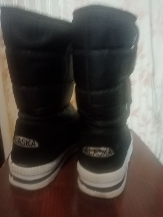 Зимние сапожки на девочку