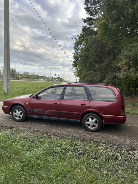 Продам Нисан П 10 обьем 2 литра