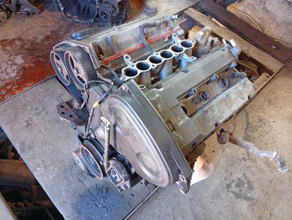 Двигатель Mitsubishi 6A12