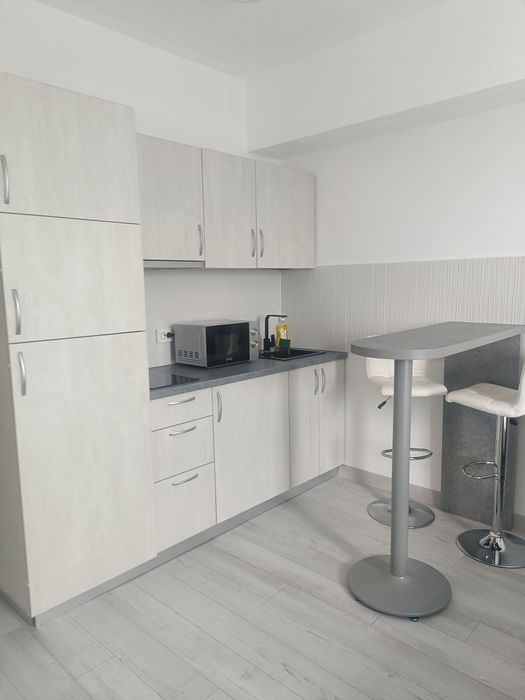 Închiriez garsoniere regim hotelier