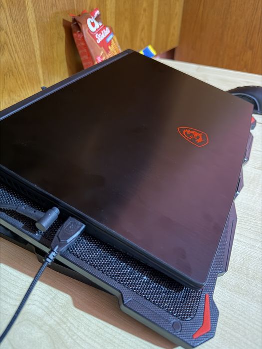 Vând  Laptop MSI fhd