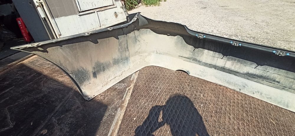 Задний бампер на Тойота