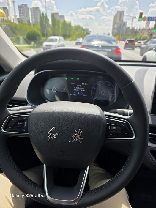 Аренда под такси ХончиE-QM 5