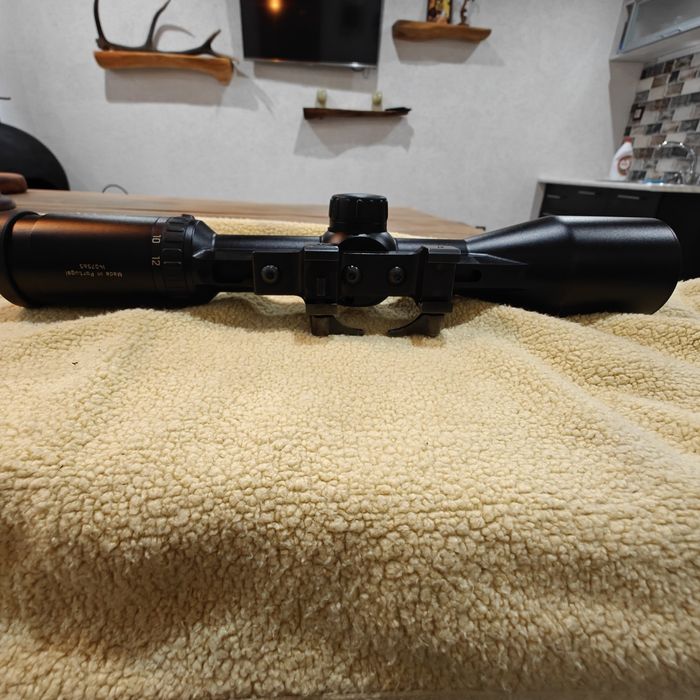 Оптиката Magnus 1.8-12x50 i