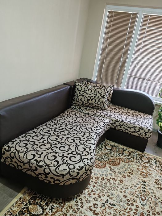 Диван с функция сън