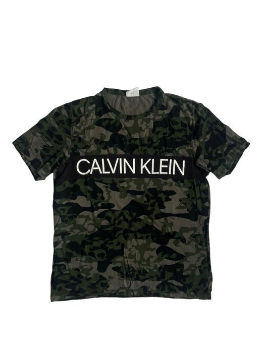 Calvin Klein  3 бр. Мъжки Тениски / XS/S,S,М / Оригинал